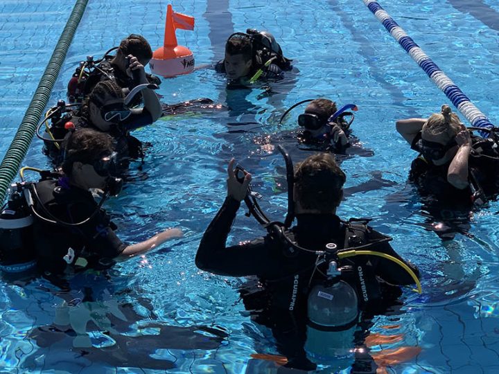 Spoznavni potop PADI Discover Scuba Diving — 3